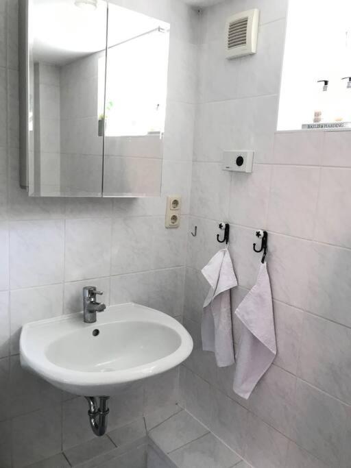 Schoene Wohnung Fuer Einen Kurzurlaub In Lueneburg 외부 사진